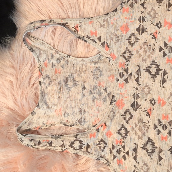 Maurices Shell - Picture 2 of 3